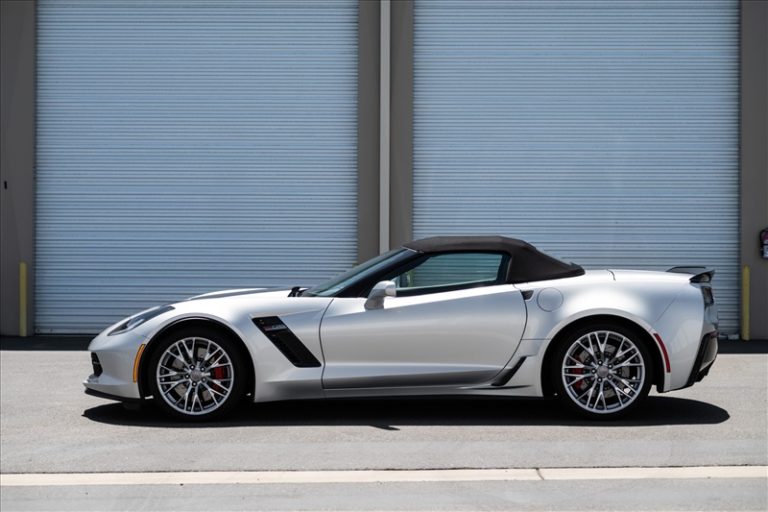 2016 Chevrolet Corvette Z06 Convertible 3LZ AutoAds24